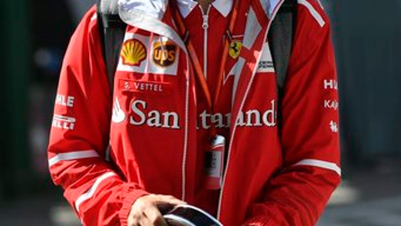 Vettel gets pole position, while Hamilton misses pole record